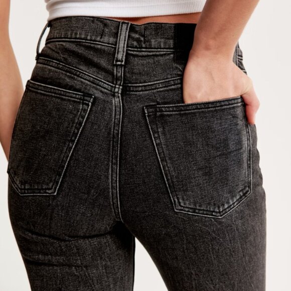 ABERCROMBIE & FITCH High Rise Mom Jean - Black - Picture 7 of 7